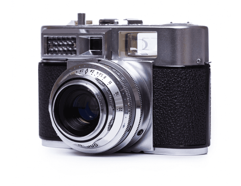 Nikon D800 36.3 MP CMOS FX-Format Digital SLR